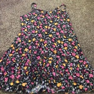 SL Tiered Cami Black Ditsy Floral